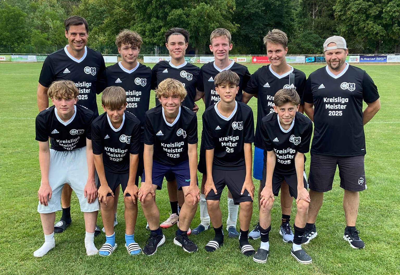 B-Junioren der Spielgemeinschaft des 1. FC Röthenbach und des TSV Rückersdorf